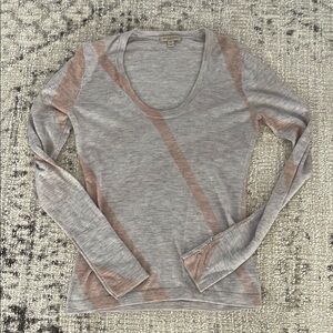Burberry Women's Gray and Pink Long Sleeve Top